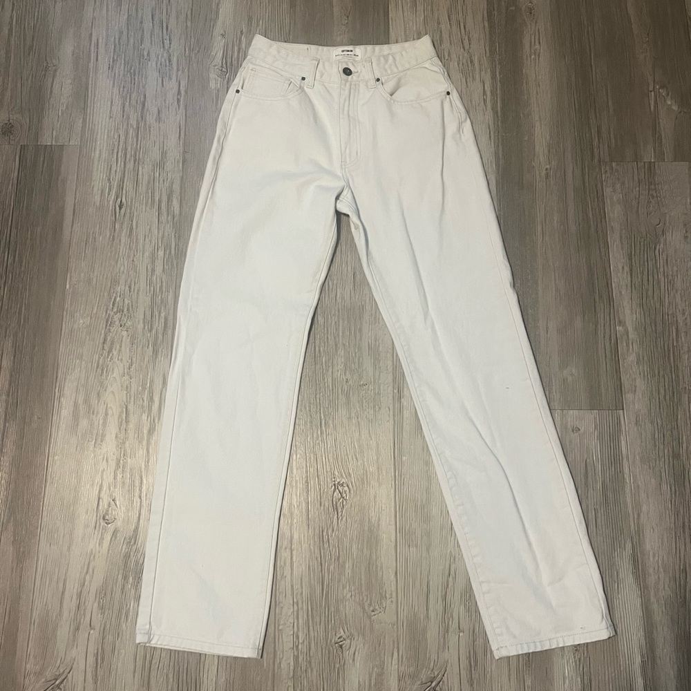 White Mom Jeans